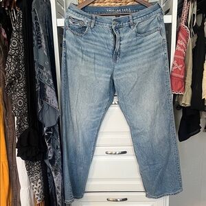 American Eagle Outfitters Men's Light Blue Relaxed Jeans